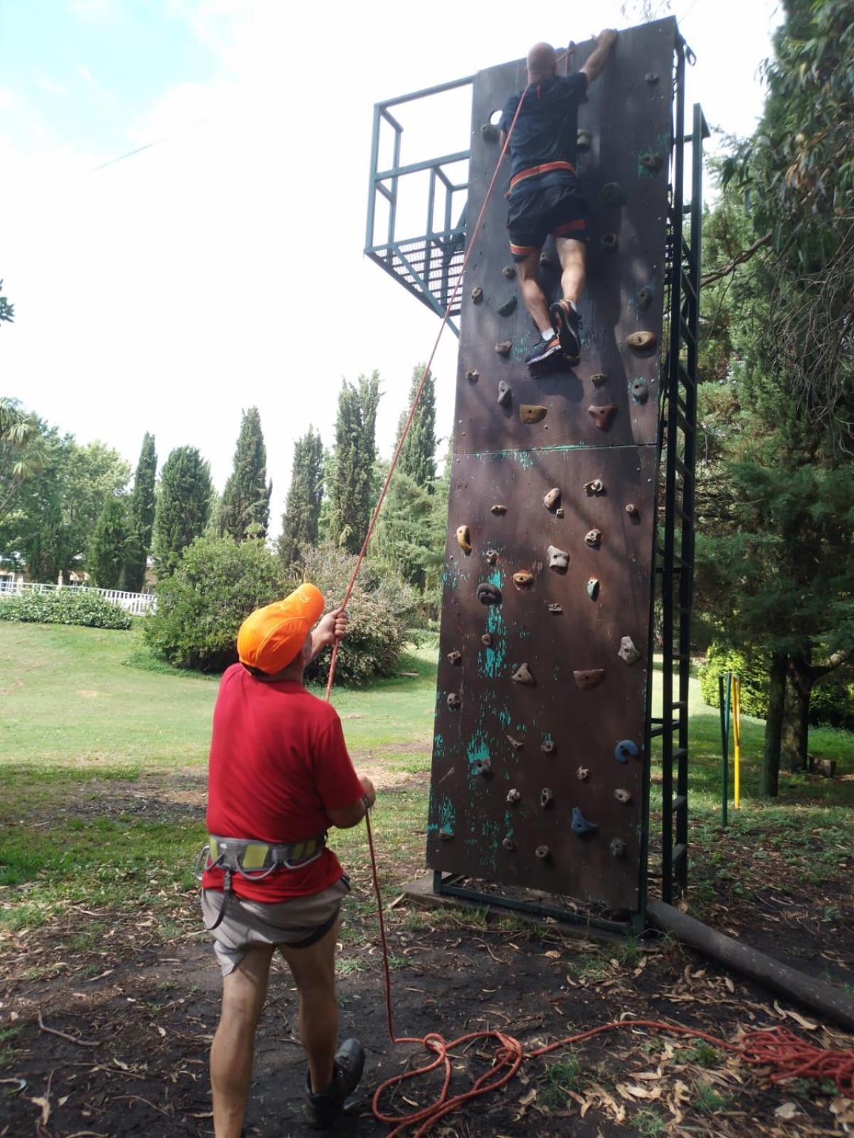 Village Park 坦迪尔 外观 照片